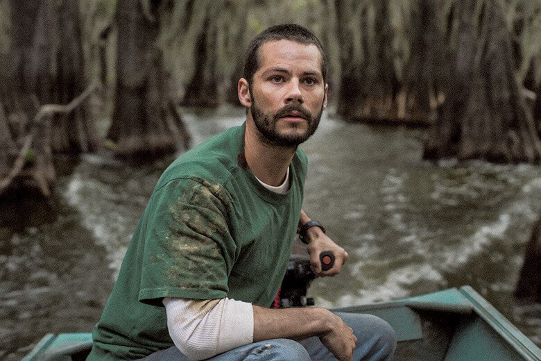 母親を不慮の事故で亡くしたパリスは、真相を突き止めるべく謎めいた湖の奥深くへ入っていくが　MAXｰSLATE