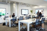 ５割の社員がオフィスにこない、働き方満足度No.1企業