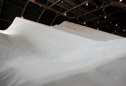 米肥料輸入業者が国内供給向けを海外向けに変更、国際価格高騰で