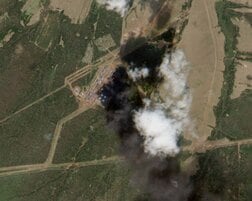 ロシア宣言の停戦期間始まる、双方が攻撃非難