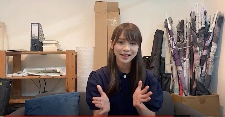 香港国家安全維持法（国安法）違反容疑で逮捕された民主活動家の周庭（アグネス・チョウ）氏は保釈後にユーチューブで動画を公開し、日本の支援者に感謝の意を表明した。周庭チャンネル / YouTube