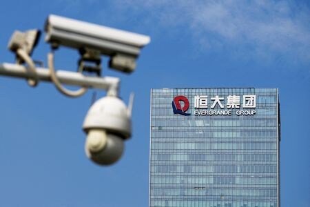 香港の不動産開発・投資会社、華人置業集団は１７日、株式非公開化計画が株主の反対により頓挫したと発表した。写真は９月２６日撮影（２０２１年　ロイター/Aly Song）