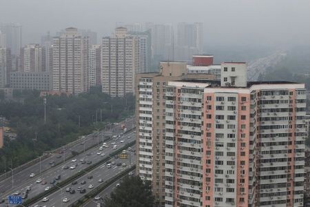 　３月１５日　中国国家統計局が発表した１─２月の不動産投資は、前年同期比３８．３％増加し、昨年１２月の９．４％増から伸びが大幅に加速した。２０１８年７月、北京で撮影（２０２１年　ロイター/Jason Lee）