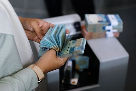 　インドネシア投資調整庁が２４日発表した２０２２年の海外からの直接投資（ＦＤＩ）は、６５４兆４０００億ルピア（４５６億ドル）と前年比４４．２％の大幅増となった。ジャカルタで昨年１０月撮影。資料写真(２０２３年　ロイター/Willy Kurniawan)