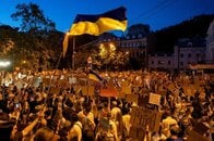 戦時下のウクライナで自国政府に対する大規模デモが発生…一体なぜ？