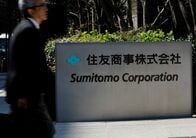住友商事、豪車両リース会社に5.8億ドルの買収提案　4陣営の争いに