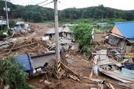 韓国、豪雨で少なくとも18人死亡...各地で洪水など被害、全国的な熱波注意報も
