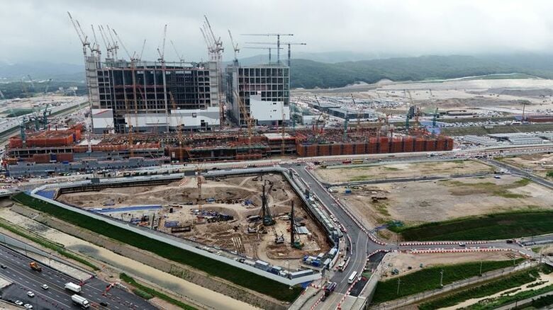 写真はソウル近郊・龍仁市にある半導体クラスターの建設現場。7月21日撮影。REUTERS/Kim Hong-Ji