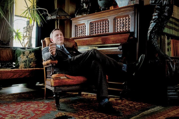 名探偵ブラン（ダニエル・クレイグ）が暴く殺人事件と家族の真実　MOTION PICTURE ARTWORK ©2019 LIONS GATE ENTERTAINMENT INC. ALL RIGHTS RESERVED.