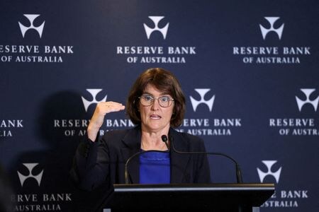 オーストラリア準備銀行（中央銀行）のブロック総裁。2025年4月、シドニーで撮影。REUTERS/Hollie Adams