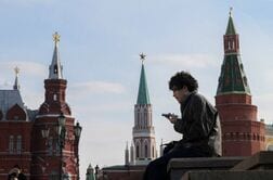 アングル：スマホ2台持ち、VPNを駆使　ネット統制回避に苦心するロシア市民