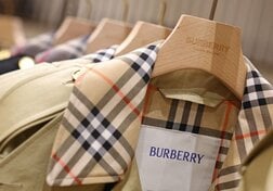 英バーバリー、売上高が予想と一致　イラン情勢受け中東・欧州が低調