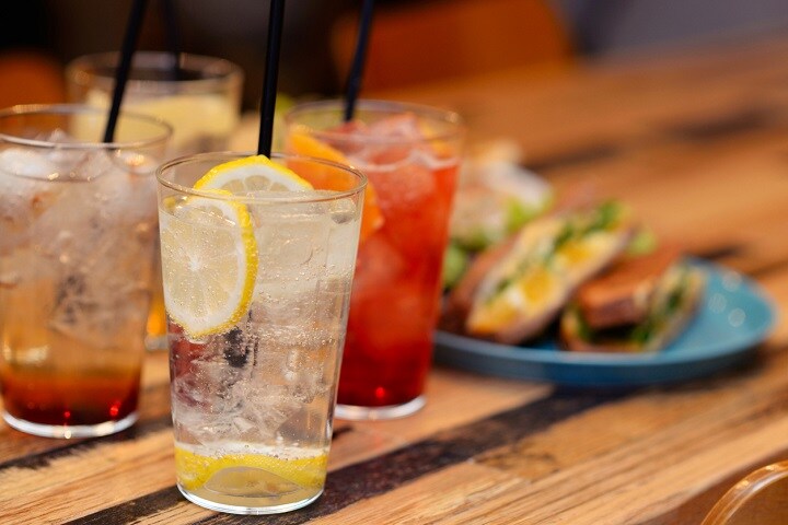 その他の加糖飲料との比較でも炭酸飲料が高リスク　lectravk-iStock