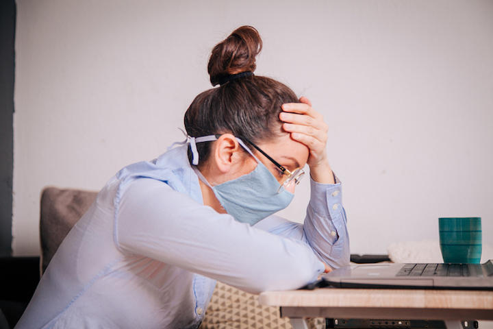 コロナから回復した後のしつこい後遺症の研究はまだ始まったばかり　Nevena1987-iStock.