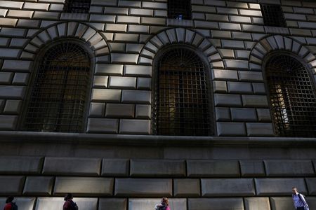 米ニューヨーク連銀のウィリアムズ総裁は１１日、金融政策は現在「好位置」にあり、経済情勢を踏まえると「極めて近い将来に金融政策を調整する明確な必要性はない」と述べた。２０２３年６月撮影（２０２４年　ロイター/Shannon Stapleton）