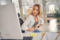 生理休暇、意外にも日本女性は恵まれてる?　なぜ欧米で普及しないのか