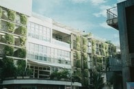 省エネのカギは「運用」にあった...AIでビルを「無駄なく動かす」リトアニア企業、日本展開も視野に