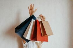 ネット通販に襲来する「招かれざる客」…買い物や調達はAIが代行、人間の役割は？