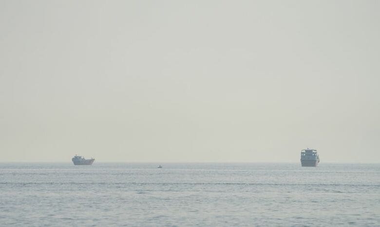 ７月３１日、ホルムズ海峡で撮影