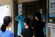香港、中国主導の無料コロナ検査開始で長い行列　民主活動家｢DNAが収集され悪用される｣