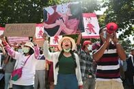 ミャンマー､デモ隊が中国大使館前で抗議活動　｢国軍を支援｣と非難