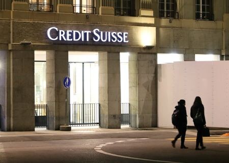 経営破綻した英金融会社グリーンシル・キャピタルを巡り、資金回収を目指すスイスの金融大手クレディ・スイスが、ソフトバンクグループを相手に訴訟の準備に入ったことが分かった。写真は２０２０年１０月、スイスのベルンで撮影（２０２１年　ロイター/Arnd Wiegmann）