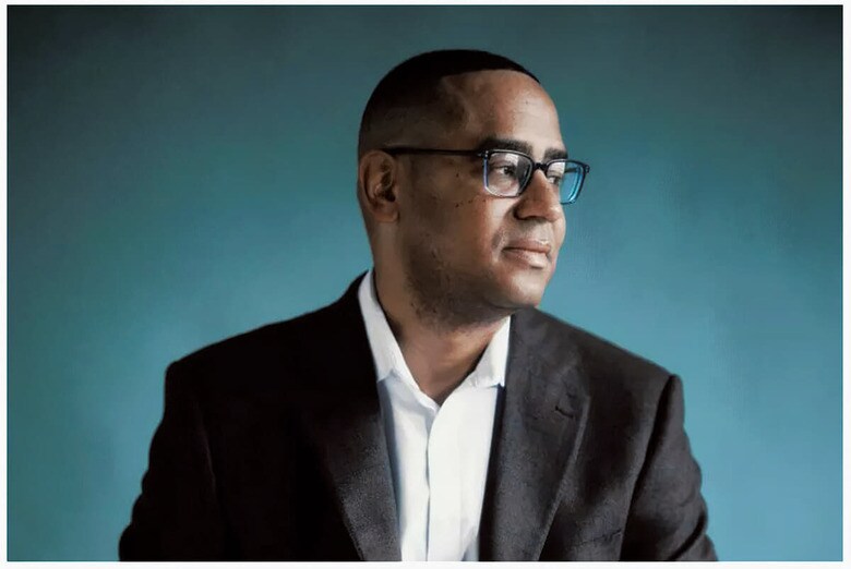 自らの犯罪と獄中体験を直視し、今は自由になったと語るオリビエ　THOMAS NELSON