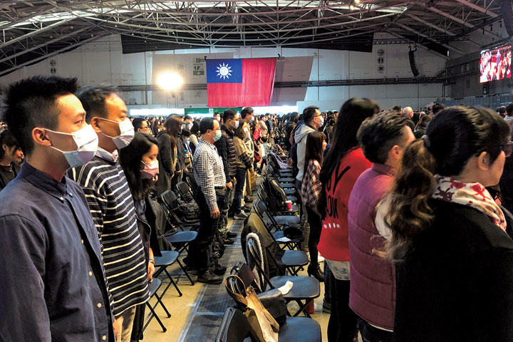 台北で開かれたフォックスコンの納会も武漢から帰省の従業員は欠席　YIMOU LEE-REUTERS