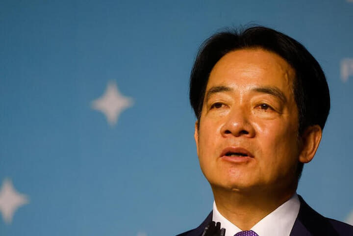 １月１５日、太平洋の島しょ国ナウル共和国は、台湾と断交し、中国を承認すると発表した。台湾総統選後、台湾から中国に関係をシフトする初のケースとなった。写真は１３日、総統選で勝利した民進党の頼清徳氏。台北で撮影（２０２４年　ロイター／Ann Wang）