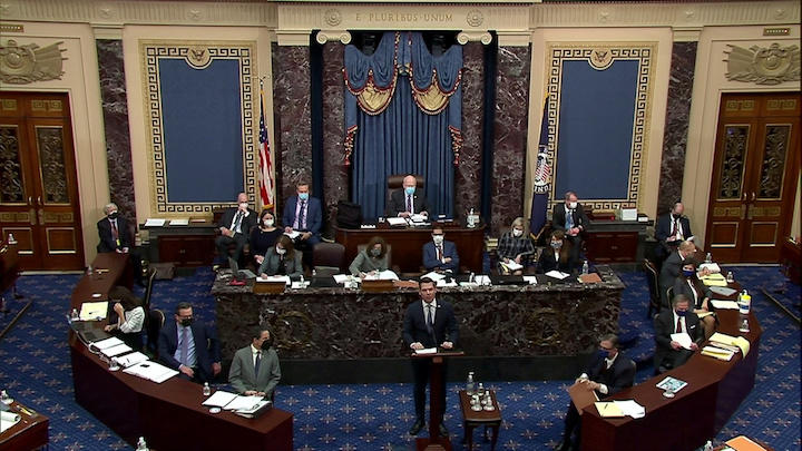 米下院ではトランプを弾劾訴追する決議案に共和党議員10人が賛成票を投じた　U.S. Senate TV/Reuters