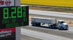 軽油不足、27年まで続く公算　中東情勢・ロシア製油所被害で＝ＩＥＡ