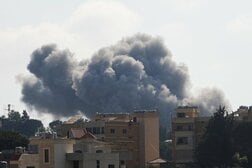 イラン、米国の攻撃に対し報復を警告「シェルターの準備を」