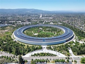 米テック界はなぜトランプに近づくのか──著者ジェイコブ・シルバーマンが語る「右傾化するシリコンバレー」