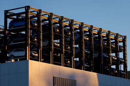 米商務省が１７日発表した７月の企業在庫は前月比０．４％増と市場予想の０．３％増をわずかに上回った。１月撮影（２０２４年　ロイター/Mike Blake）