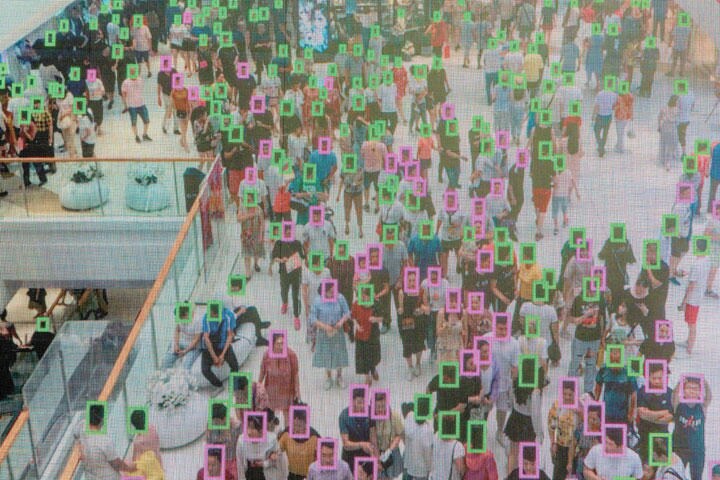 「国家が全てを見張っている」は本当か（上海のAI関連イベント）　QILAI SHEN-BLOOMBERG/GETTY IMAGES