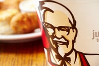 「世界の終わりだ」 KFCのチキンが消えてパニックになった原因は...