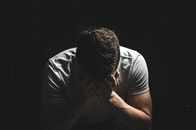 広がる「絶望死」...先進国で唯一、低学歴層の死亡率がアメリカで上昇している理由