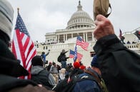トランプ弾劾裁判、「反乱扇動罪」で問われているものは何か
