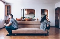 喧嘩はほどほどに！　喫煙と同様、健康のために見直すべきは夫婦仲