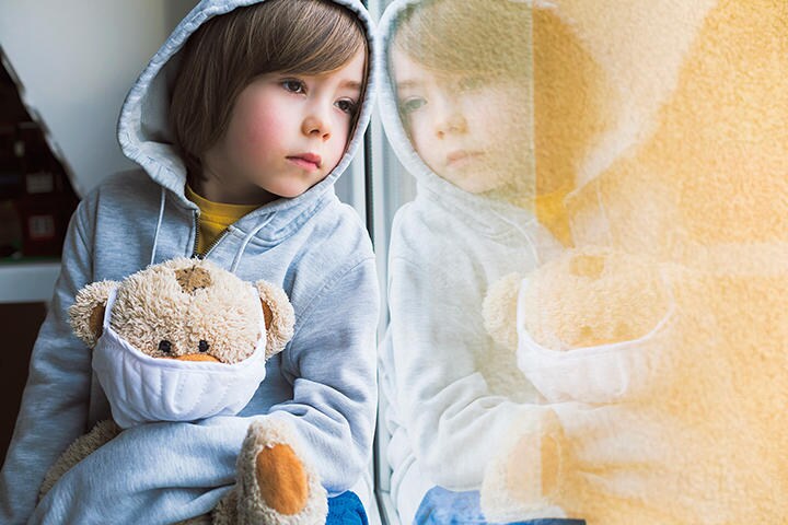 学校や友達付き合いのストレスから解放されて不安や鬱が軽くなった子もいる　PORTISHEAD1-ISTOCK.