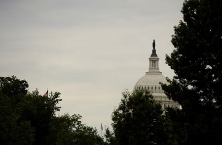 　１２月６日、米議会上院は、米政府とその取引企業による中国製半導体の使用を巡って打ち出した新たな規制法案の内容を後退させている。米首都ワシントンで６月２１日撮影（２０２２年　ロイター/Mary F. Calvert）