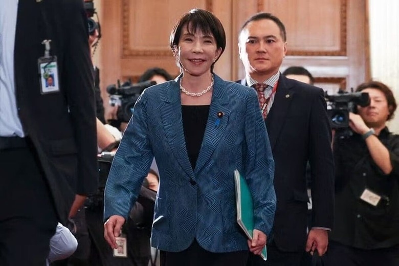 自民党の高市早苗総裁が２１日午後、初の女性首相に選出される見通しだ。自民党は新たに日本維新の会と連立政権を組み、公明党との協力関係が２６年間続いた政界の勢力図は大きく変わる。都内で２０日撮影（２０２５年　ロイター/Kim Kyung-Hoon）