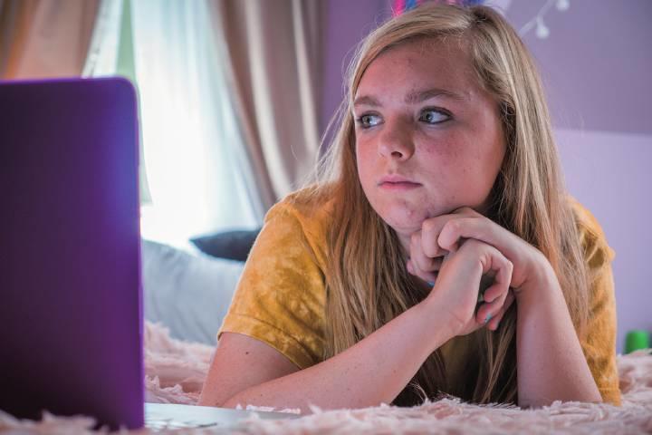 ケイラの冴えない中学校生活は最後の1週間に突入してもぱっとしない　©2018 A24 DISTRIBUTION, LLC