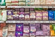 韓国､生理用品無償支給を7月から開始　靴の中敷きで代用した少女たちから10年、アジア初の普遍的支援へ