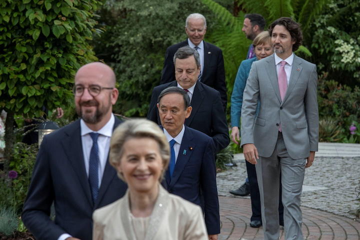 G7各国がグローバルなサプライチェーン、特に保健、安全保障、環境などの国際公共財の分野における関係性を強化することを謳った意義は極めて大きい　Jack Hill/REUTERS