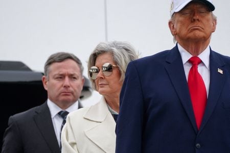 トランプ米大統領は１１日、米ニュースサイトのアクシオスに対し、イランで「標的は実質的に何も残っていない」とし、戦争は間もなく終結するだろうと語った。７日撮影（２０２６年　ロイター/Nathan Howard）