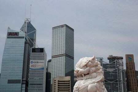 香港特区政府が２９日発表した第２・四半期の域内総生産（ＧＤＰ）速報値は、前年同期比９．０％減となった。２０１７年５月撮影（２０２０年　ロイター/BOBBY YIP）