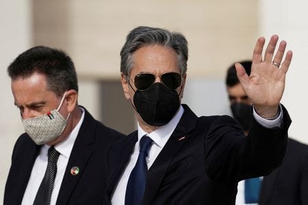 　５月１６日、ハリス副大統領率いる米政府代表団が、１３日に死去したアラブ首長国連邦（ＵＡＥ）のハリファ前大統領に弔意を示すため、アブダビを訪問した。オースティン国防長官やバーンズ中央情報局（ＣＩＡ）長官やホワイトハウスの複数の高官ら「重量級」が代表団に参加。欧州訪問中のブリンケン国務長官（写真）もアブダビに移動した。代表撮影（２０２２年　ロイター）