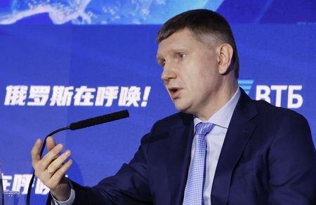 　２月１７日、ロシアのレシェトニコフ経済相は、高金利とインフレの影響でさまざまな部門で売上高と受注が減少しているとし、ロシア経済は冷え込みの最初の兆候を示していると述べた。モスクワで２０２４年１２月、代表撮影（２０２５年　ロイター）