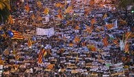 カタルーニャ州の独立問う住民投票、ロシアがSNSを通じて介入か